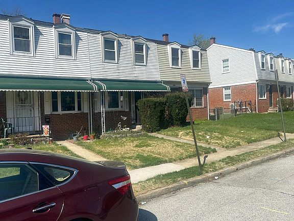 3rd image of 5244 Darien Rd
