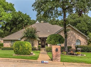 212 Pebble Beach Dr, Trophy Club, TX 76262