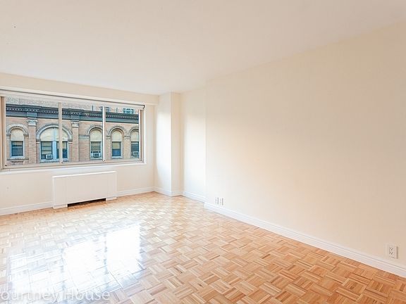 4th image of 55 W 14th St APT 7N