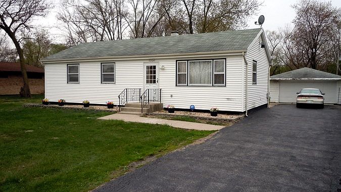 1st image of 10304 S 83rd Ave