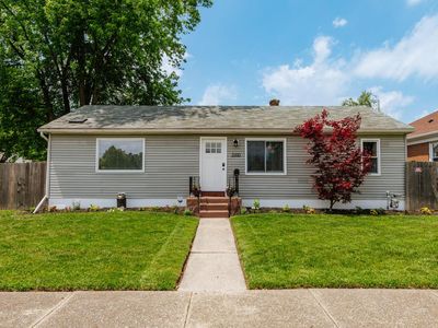 3200 Charles STREET, Racine, WI, 53402