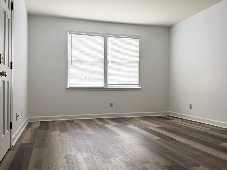 344 Hanover Arms Ct #C — Photo 11