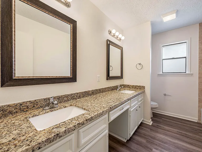 2910 Jennifer Dr — Photo 16