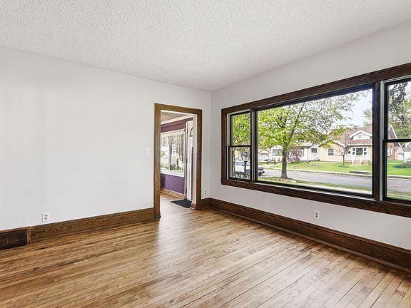 4th image of 4106 Nokomis Ave S