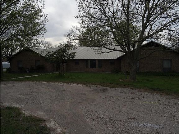 2nd image of 1000 Cherry St