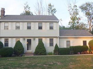 12 Blueberry Pl, Weymouth, MA 02188