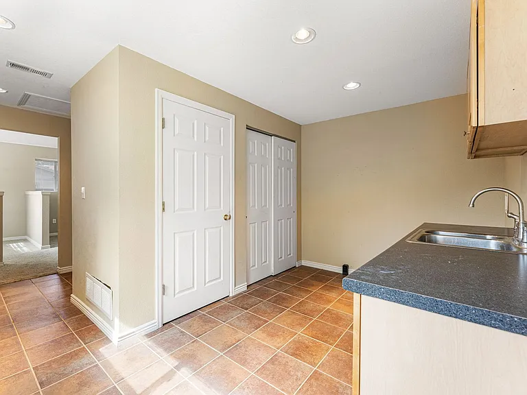4451 S Cherokee St — Photo 20