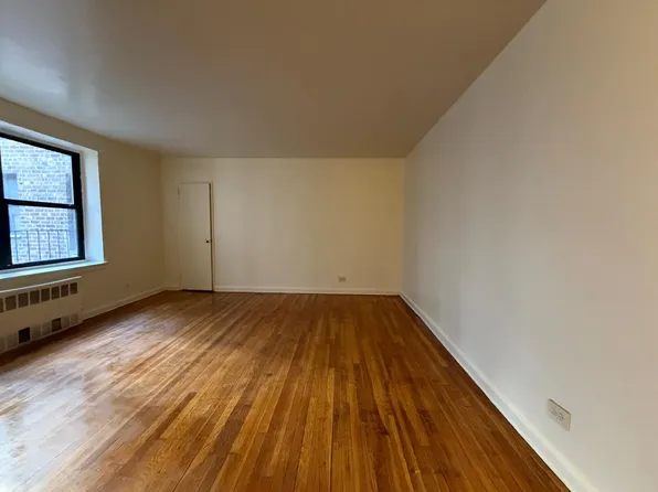 148-36 89th Avenue image 1 of 4