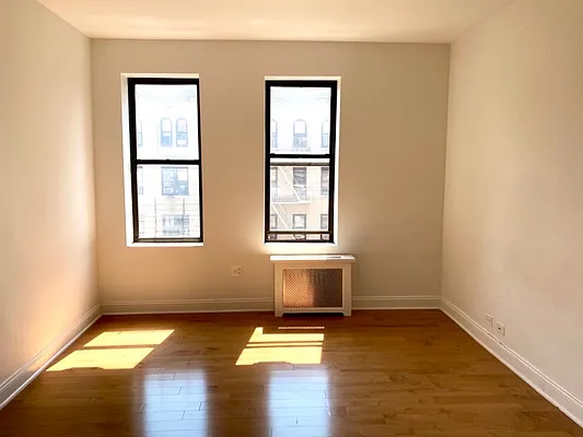 Rented by Douglas Elliman | media 15