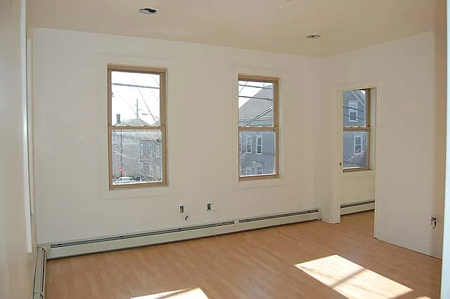356 Wickenden St #2R — Photo 6