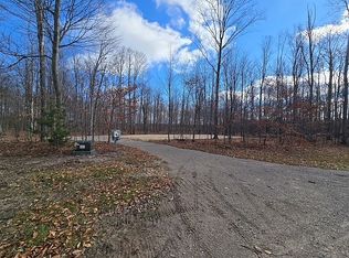 12661 S Honeybee Rd, Empire, MI 49630