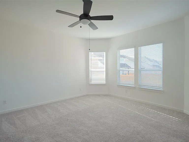 1250 N Roger Hanks Pkwy — Photo 7