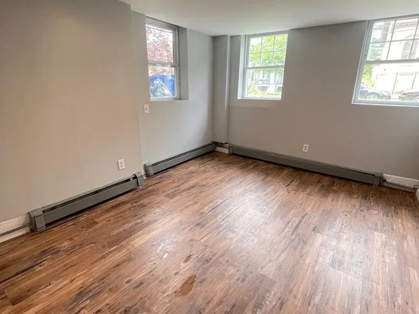 170 Grand St., 170 Grand St APT 1, Newburgh, NY 12550