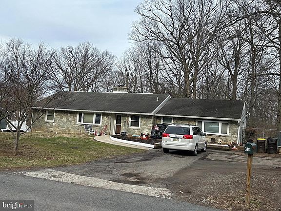 2nd image of 315 Quarry Rd