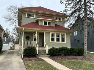 557 S Hawthorne Ave, Elmhurst, IL