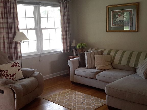 3rd image of 5521 Buckhorne Cres