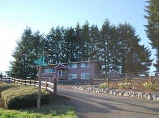 16995 NE Fairview Dr, Dundee, OR 97115