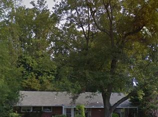 7309 Dickenson St, Springfield, VA 22150