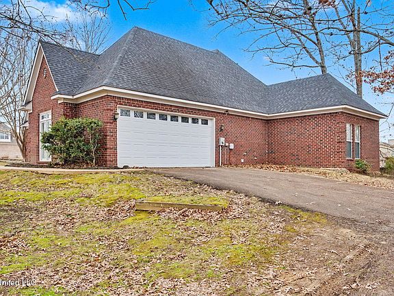 4th image of 1916 Trapper Dr