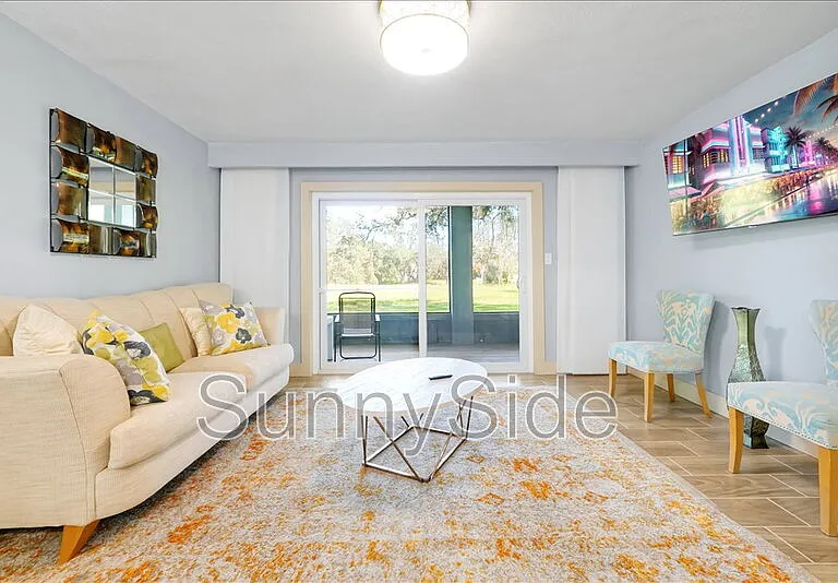 42 Nottingham Way #B — Photo 4