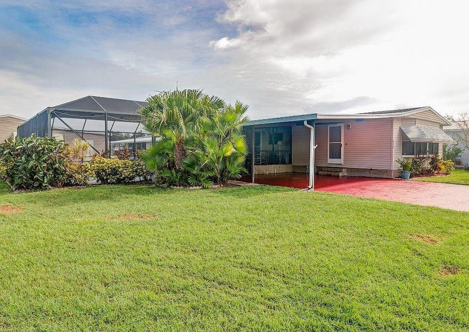 1st image of 430 Papaya Cir