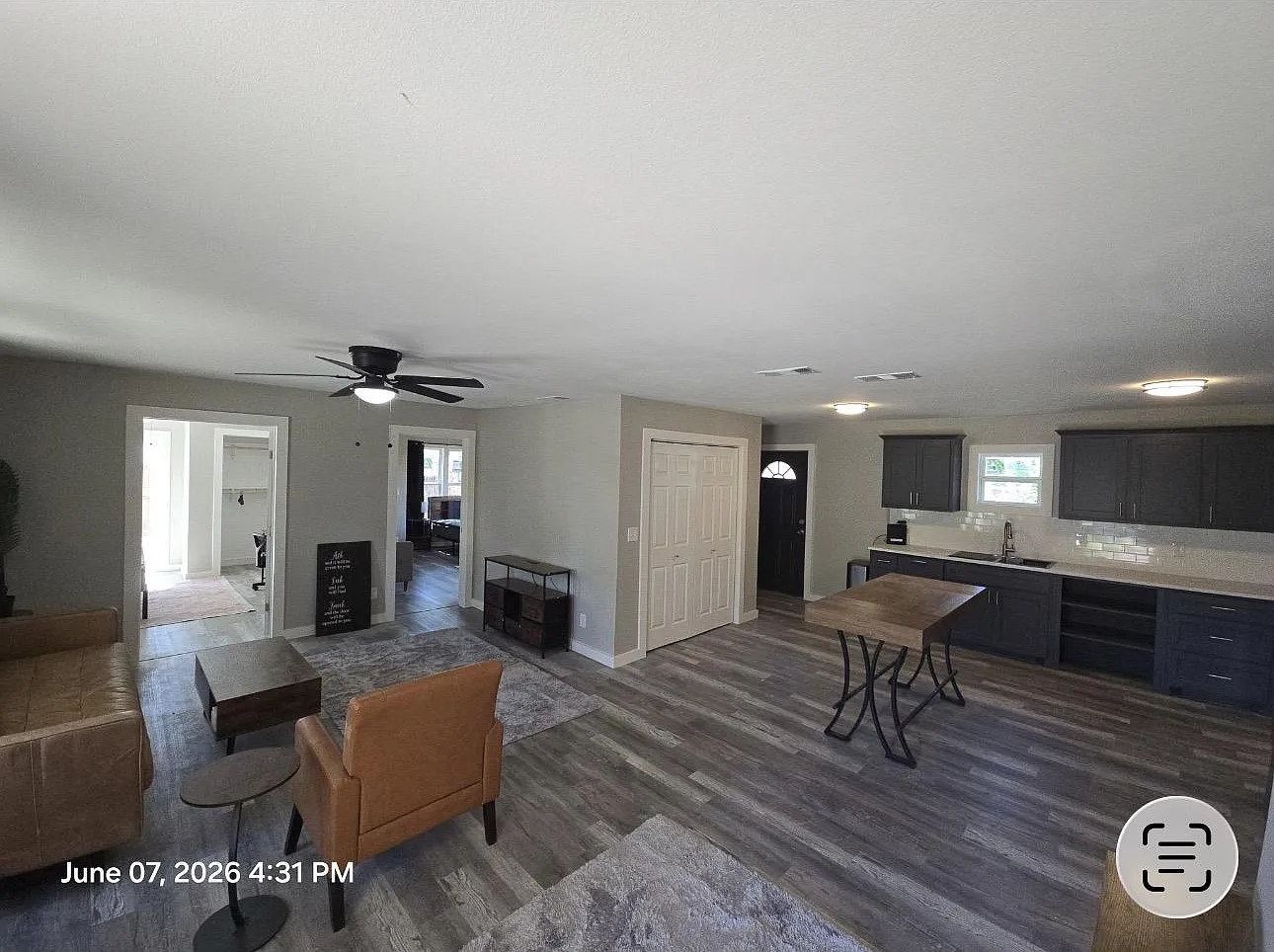4 bed, 2.0 bath, 2250 sqft, $797 — Photo 4