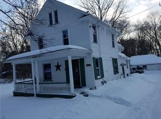 2173 Five Mile Line Rd, Penfield, NY 14526