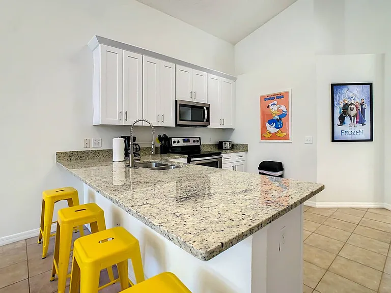 Palm Harbour Dr — Photo 10