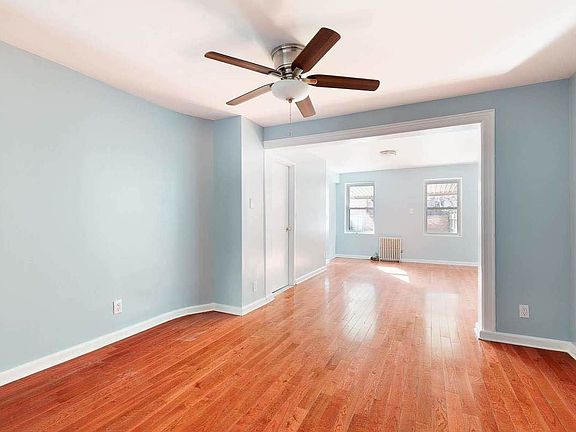 3rd image of 86 Woodhull St
