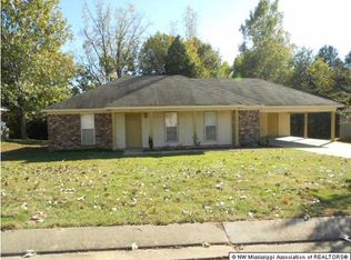 91 Katie Ln, Byhalia, MS 38611