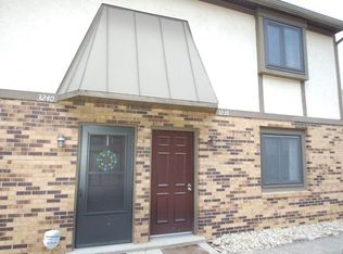 3238 Summerdale Ln, Columbus, OH 43221