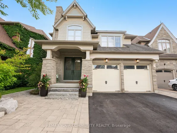 21 Lilly Valley Cres S, King, ON L7B 0B5