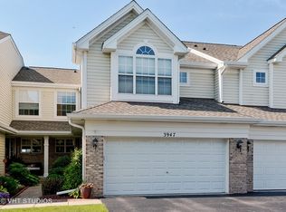 3947 Garnette Ct, Naperville, IL 60564
