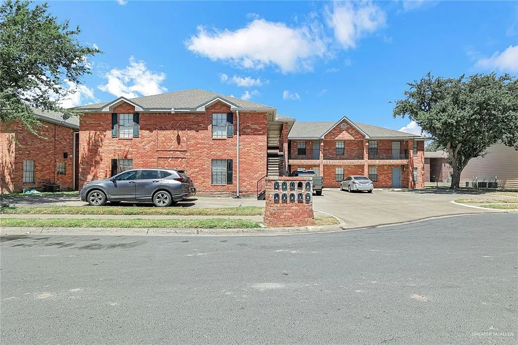 2 bed, 2.0 bath, 25228 sqft, $800 — Photo 1