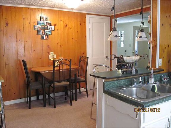3rd image of 2716 W Lake Dr