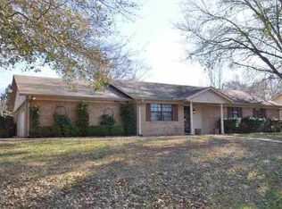 9302 Kelly Green St, Tyler, TX 75703