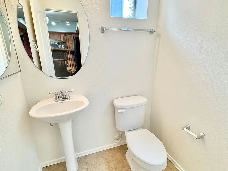 2402 E 5th St #1604 — Photo 10