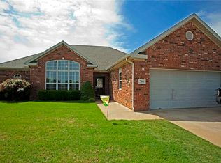 706 SW Duke Ave, Bentonville, AR 72712