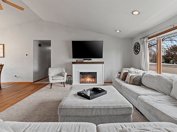 4th image of 1700 E Midway Rd