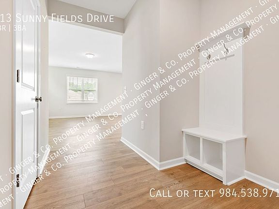 4th image of 413 Sunny Fields Dr