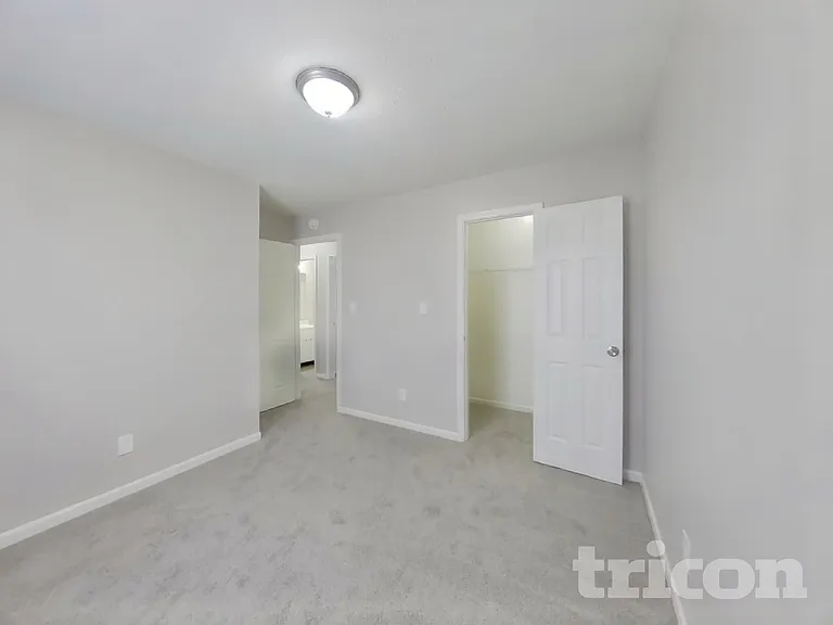 4229 Sycamore Ct — Photo 10