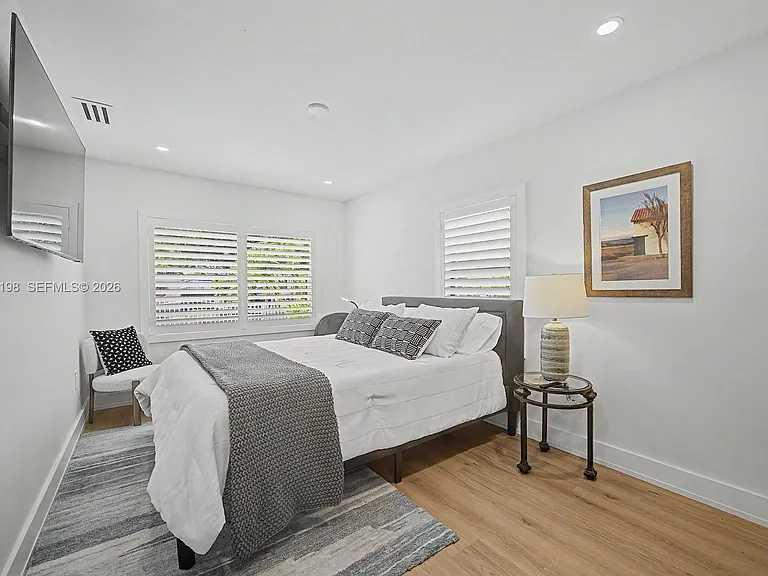 6511 SW 18th St — Photo 13