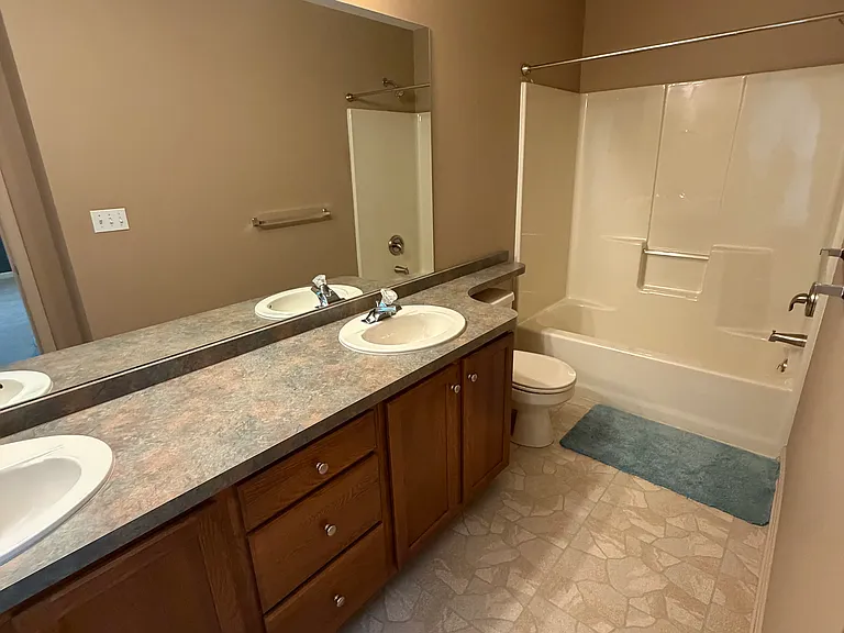 1921 Limestone Dr — Photo 12