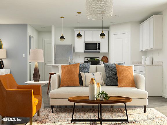 3rd image of 6910 BIG JUNIPER Court