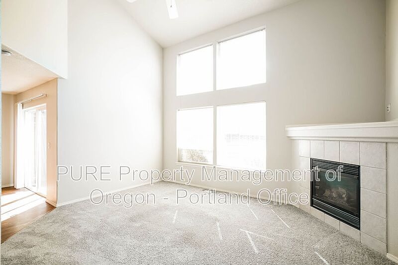 1st image of 1434 NE Birkshire Ct