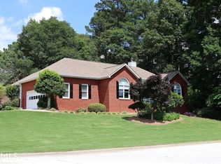 3715 Glen Ian Dr, Loganville, GA 30052