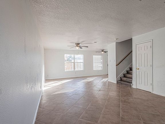 3rd image of 19507 Narcissus Brook Ln