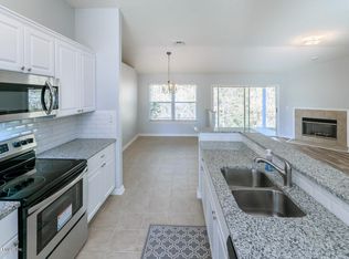 11128 W Apple Blossom Trl, Jacksonville, FL 32218