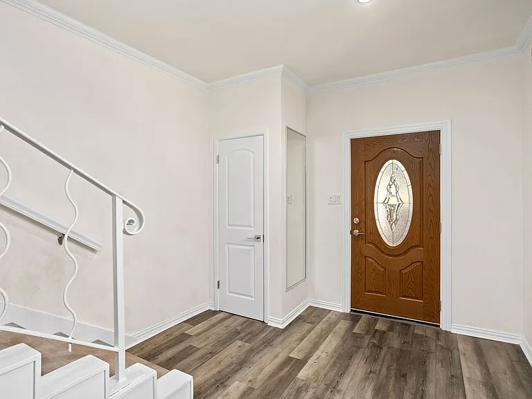 205 Chichester Pl #16 — Photo 7