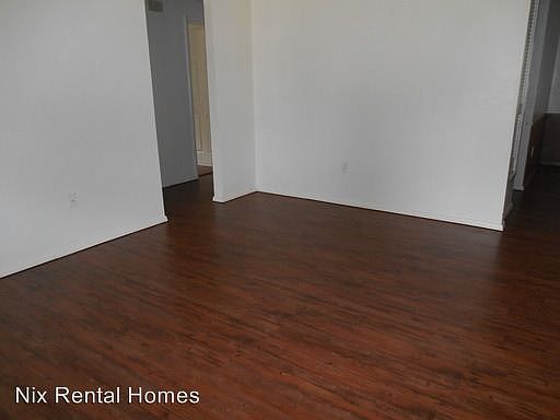 3rd image of 500 SE 27th Ave